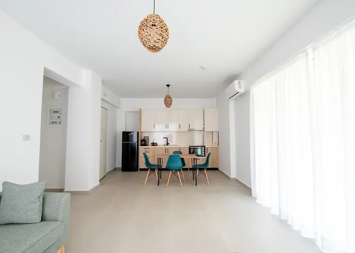 Ennea Suites-Earth Suite